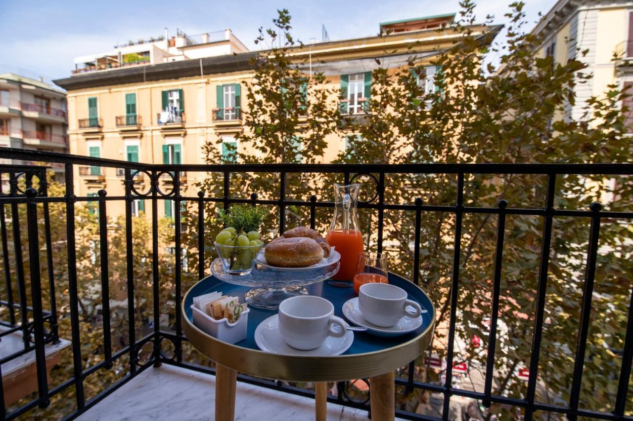 Couette-café La 3*